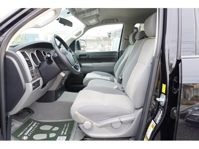 タンドラ ダブルキャブ　ＳＲ５　２０１０ｙモデル・リフトアップ・ＦＵＥＬ２０インチアルミ・オーバーフェンダー・ギブソンマフラー・フロント／サイド／バックモニター・外ヘッドライト・外テールランプ・アルパイン８インチナビ・地デジ・ＥＴＣ（21枚目）
