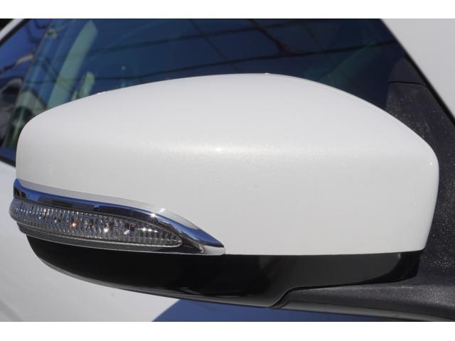 スカイライン ３７０ＧＴ　タイプＳＰ　電動サンルーフ・本革シート・純正ナビ・オプションバンパー・フジツボマフラー・純正１９インチアルミホイール・木目調パネル・前後対向キャリパー・インフィニティエンブレム・ブラックグリル・シートヒーター（40枚目）