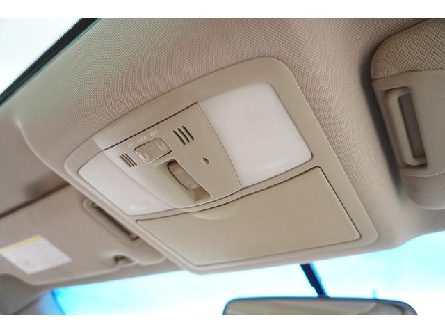 スカイライン ３７０ＧＴ　タイプＳＰ　電動サンルーフ・本革シート・純正ナビ・オプションバンパー・フジツボマフラー・純正１９インチアルミホイール・木目調パネル・前後対向キャリパー・インフィニティエンブレム・ブラックグリル・シートヒーター（54枚目）