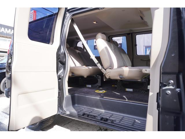 シボレーエクスプレス ベースグレード ユーザー様買取車両・オートチェック済み・社外ナビ・14インチフリップダウンモニター・ヒッチメンバー・KMC20インチホイール・ミラー型前後ドラレコ・バックカメラ・パワーシート・クルコン・ETC・地デジ(8枚目)