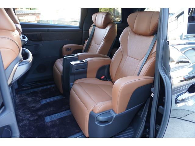 ヴェルファイアハイブリッド Ｚ　プレミア　ユーザー様買取車両・モデリスタ・本革シート・純正ナビ・３６０度カメラ・トヨタチームメイト・セーフティセンス・ムーンルーフ・ユニバーサルステップ・前後ドラレコ・後席ディスプレイ・レーダークルコン・ＥＴＣ（17枚目）