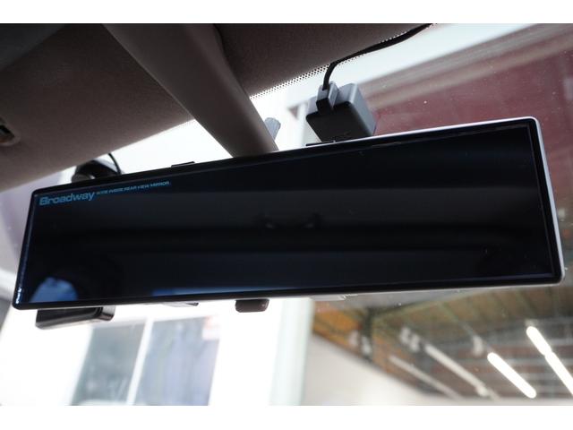 �����Ђ̍݌ɎԂ̓N���[�j���O�ƎҔC���ɂ���̂ł͂Ȃ��A���Ɍ�X�^�b�t�������O�ꂵ�ē����̃N���[�j���O���s���܂��B�܂��A�G���W�����[����z�C�[���A�O���Ȃǂ����q�l�ɂ�����������l�d�グ�Ă���܂��B