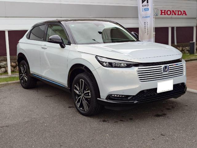 ヴェゼル ｅ：ＨＥＶ　Ｚ・ＰＬａＹパッケージ　当店試乗車　４ＷＤ　９インチナビ　クリアランスソナー　オートクルーズコントロール　レーンアシスト　衝突被害軽減システム　オートライト　ＬＥＤヘッドランプ　電動リアゲート　アルミホイール（16枚目）