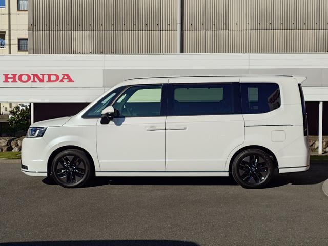 ステップワゴン e:HEVスパーダ 当店試乗車 全方位カメラ 11インチナビ ETC 7人乗 クリアランスソナー オートクルーズコントロール レーンアシスト 衝突被害軽減システム 両側電動スライドドア スマートキー シートヒーター(6枚目)