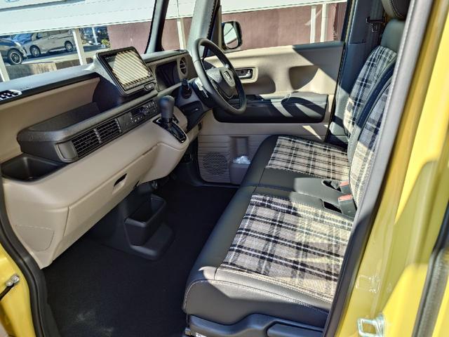 Ｎ－ＢＯＸジョイ ターボ　新車未登録　８インチナビ　ＥＴＣ　両側電動スライドドア　クリアランスソナー　オートクルーズコントロール　レーンアシスト　衝突被害軽減システム　オートライト　ＬＥＤヘッドランプ　スマートキー（24枚目）