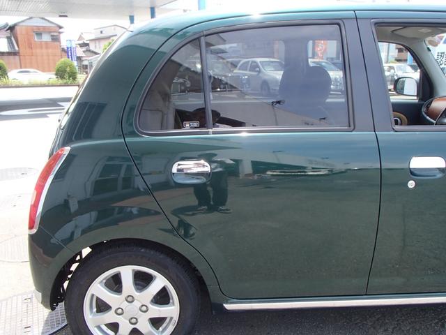 ミラジーノ プレミアムＸ★禁煙車★走行３万キロ★ＳＤナビ★フルセグＴＶ★　ＥＴＣ★ハーフレザーシート★ウッドパネル★ウッドシフトノブ★トノカバー★ＭＯＭＯウッドコンビハンドル★キーレスキー★ヘッドライトレベライザー★ＡＢＳ★Ｗエアバック★（21枚目）