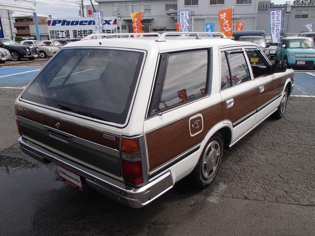 セドリックワゴン SGLリミテッド ★ベンチシート★コラムシフト★三列シート★ ★ベンチシート★コラムシフト★三列シート★8人乗り★ETC★電動アンテナ★ウッドパネル★前後メッキバンパー★メッキサイドミラー★ウッドデカール★電各ミラー★メッキドアバイザー★タイミングベルト交換済み(22枚目)