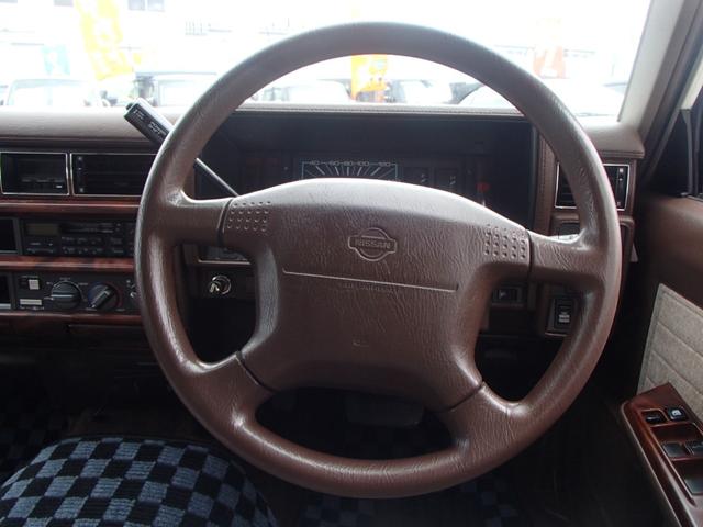 セドリックワゴン SGLリミテッド ★ベンチシート★コラムシフト★三列シート★ ★ベンチシート★コラムシフト★三列シート★8人乗り★ETC★電動アンテナ★ウッドパネル★前後メッキバンパー★メッキサイドミラー★ウッドデカール★電各ミラー★メッキドアバイザー★タイミングベルト交換済み(41枚目)