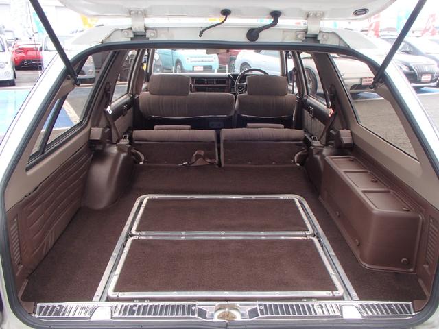 セドリックワゴン SGLリミテッド ★ベンチシート★コラムシフト★三列シート★ ★ベンチシート★コラムシフト★三列シート★8人乗り★ETC★電動アンテナ★ウッドパネル★前後メッキバンパー★メッキサイドミラー★ウッドデカール★電各ミラー★メッキドアバイザー★タイミングベルト交換済み(49枚目)