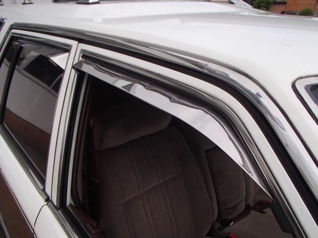 セドリックワゴン SGLリミテッド ★ベンチシート★コラムシフト★三列シート★ ★ベンチシート★コラムシフト★三列シート★8人乗り★ETC★電動アンテナ★ウッドパネル★前後メッキバンパー★メッキサイドミラー★ウッドデカール★電各ミラー★メッキドアバイザー★タイミングベルト交換済み(65枚目)