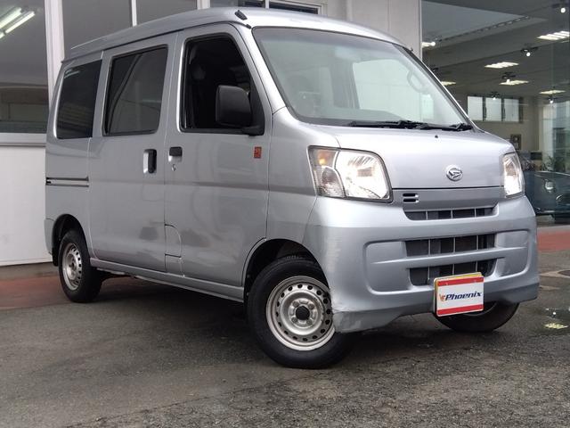 ハイゼットカーゴ デラックス５５ｔｈアニバーサリーゴールドエディション★４ＷＤ　バックカメラ　ハイルーフ　切替４ＷＤ　両側スライドドア　ＥＴＣ　キーレス　パワーウィンドウ　オーバーヘッドシェルフ　車検Ｒ９年２月迄　試乗出来ます　オートマチック（25枚目）