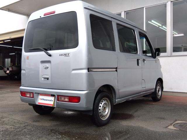 ハイゼットカーゴ デラックス５５ｔｈアニバーサリーゴールドエディション★４ＷＤ　バックカメラ　ハイルーフ　切替４ＷＤ　両側スライドドア　ＥＴＣ　キーレス　パワーウィンドウ　オーバーヘッドシェルフ　車検Ｒ９年２月迄　試乗出来ます　オートマチック（33枚目）