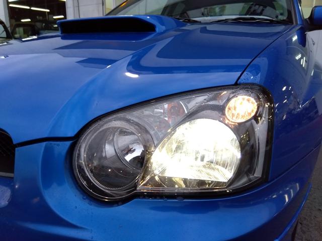 インプレッサ ＷＲＸ　２００４　Ｖリミテッド★インタークーラーターボ★　★ターボモデル★４ＷＤ★Ｅ型★ＳＴＩフロントスポイラー★ＳＴＩゲノムマフラー★大型リアスポイラー★純正ＲＡＹＳ１７インチホイール★特別仕様車専用内装★キーレスキー★ＨＩＤ／ヘッドライト★ステアシフト★（17枚目）