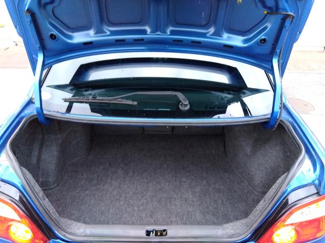 インプレッサ ＷＲＸ　２００４　Ｖリミテッド★インタークーラーターボ★　★ターボモデル★４ＷＤ★Ｅ型★ＳＴＩフロントスポイラー★ＳＴＩゲノムマフラー★大型リアスポイラー★純正ＲＡＹＳ１７インチホイール★特別仕様車専用内装★キーレスキー★ＨＩＤ／ヘッドライト★ステアシフト★（43枚目）