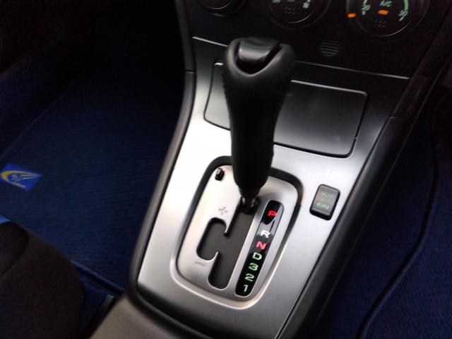 インプレッサ ＷＲＸ　２００４　Ｖリミテッド★インタークーラーターボ★　★ターボモデル★４ＷＤ★Ｅ型★ＳＴＩフロントスポイラー★ＳＴＩゲノムマフラー★大型リアスポイラー★純正ＲＡＹＳ１７インチホイール★特別仕様車専用内装★キーレスキー★ＨＩＤ／ヘッドライト★ステアシフト★（66枚目）