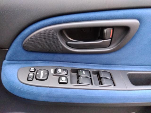 インプレッサ ＷＲＸ　２００４　Ｖリミテッド★インタークーラーターボ★　★ターボモデル★４ＷＤ★Ｅ型★ＳＴＩフロントスポイラー★ＳＴＩゲノムマフラー★大型リアスポイラー★純正ＲＡＹＳ１７インチホイール★特別仕様車専用内装★キーレスキー★ＨＩＤ／ヘッドライト★ステアシフト★（75枚目）