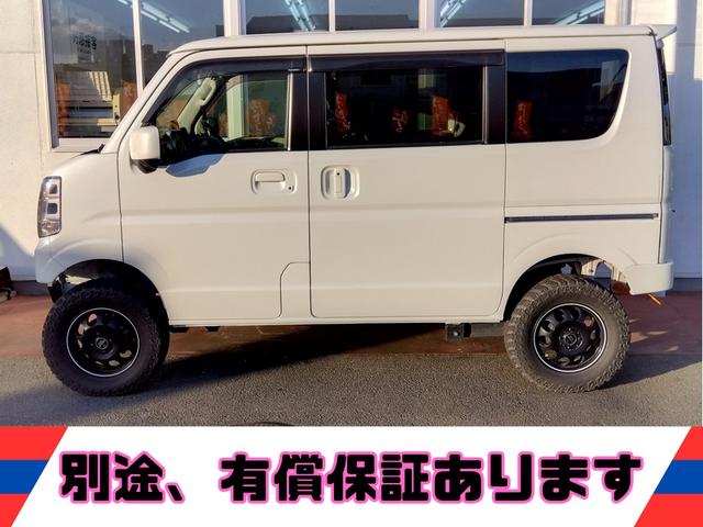 エブリイワゴン ＰＺターボ４ＷＤ★パワースライド★３５ＭＭリフトアップ★　★プラスラインバンパー★スキッドプレート★アルミホイール★Ｍ／Ｔタイヤ★黒革調シート★８型ナビ★フルセグ★バックカメラ★ベッドキット★リフトアップ★パワスラ★ＨＩＤライト★ＬＥＤフォグ★社外マフラー★（3枚目）