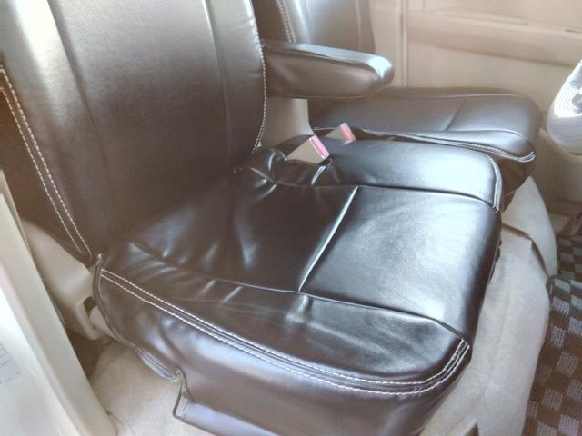 エブリイワゴン ＰＺターボ４ＷＤ★パワースライド★３５ＭＭリフトアップ★　★プラスラインバンパー★スキッドプレート★アルミホイール★Ｍ／Ｔタイヤ★黒革調シート★８型ナビ★フルセグ★バックカメラ★ベッドキット★リフトアップ★パワスラ★ＨＩＤライト★ＬＥＤフォグ★社外マフラー★（59枚目）