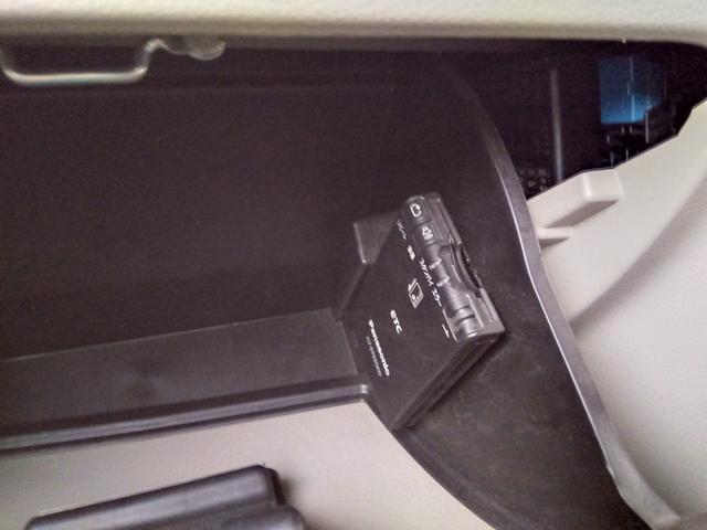 エブリイワゴン ＰＺターボ４ＷＤ★パワースライド★３５ＭＭリフトアップ★　★プラスラインバンパー★スキッドプレート★アルミホイール★Ｍ／Ｔタイヤ★黒革調シート★８型ナビ★フルセグ★バックカメラ★ベッドキット★リフトアップ★パワスラ★ＨＩＤライト★ＬＥＤフォグ★社外マフラー★（75枚目）