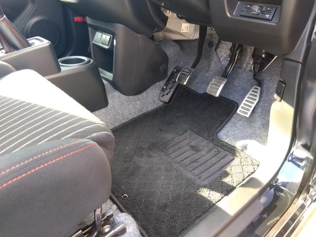 アルトワークス ５速ＭＴ★ＧＲｅｄｄｙ仕様Ｉ／ＣマフラーＥＣＵ車高調★　★ＧＲｅｄｄｙ仕様★インタークーラー★スポーツＥＣＵ★車高調★マフラー★強化クラッチ★クイックシフト★カロッツェリア９インチディスプレイオーディオ★バックカメラ★ＢＴ★ＥＴＣ★ドラレコ★レカロシート★（26枚目）