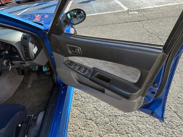 スカイライン GTスペシャルエディション★RB2.5lターボエンジン公認★ ★URASエアロ&オーバーフェンダー&ステアリング★ブリッツ製アルミ強化ラジエーター&車高調&前置きインタークーラー&エアクリーナー★ニスモシフトノブ&オイルフィラーキャップ★ブリットフルバケ★ETC(72枚目)