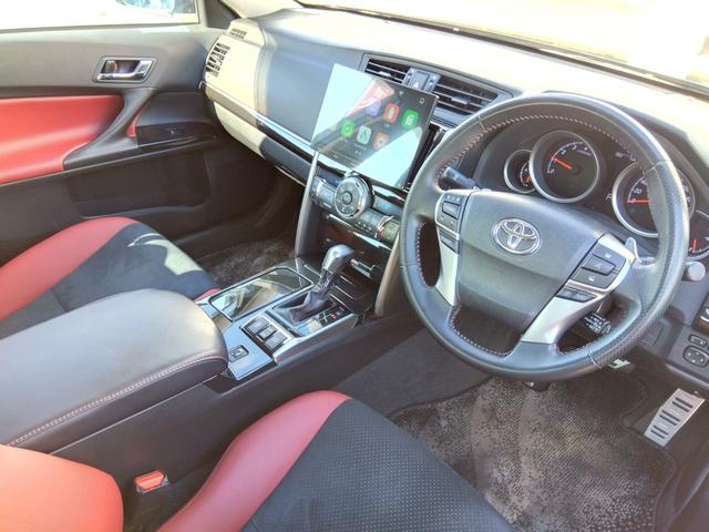 ★トヨタセーフティーセンス★スマートキー★プッシュスタート★ハーフレザーシート★アダプティブクルーズコントロール★パドルシフト★ＬＥＤ／オートライト★フォグ★ステアリングスイッチ★純正メッキホイール★