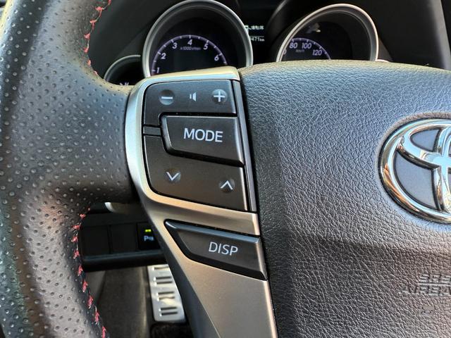 ★トヨタセーフティーセンス★スマートキー★プッシュスタート★ハーフレザーシート★アダプティブクルーズコントロール★パドルシフト★ＬＥＤ／オートライト★フォグ★ステアリングスイッチ★純正メッキホイール★