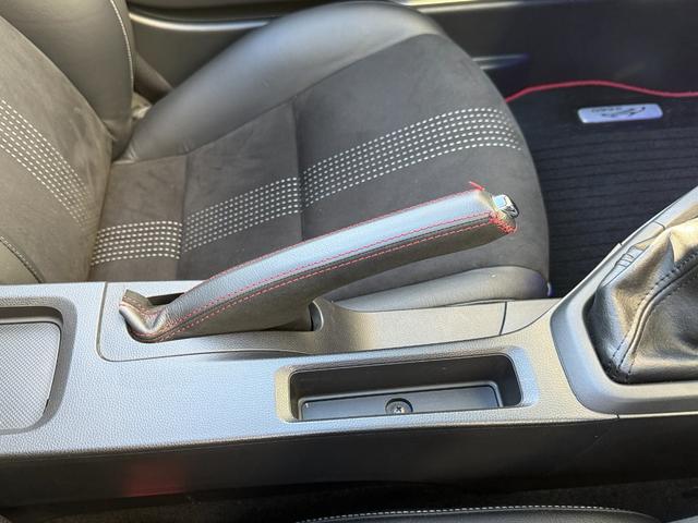 ★６速ＭＴ★ハーフレザーシート★エアロバンパー★アクティブリヤスポイラー★ＥＴＣ★デジタルインナールームミラー型前後ドラレコ★柿本改マフラー★ターボ★スマートキー★ＬＥＤヘッドライト＆ＬＥＤフォグ★