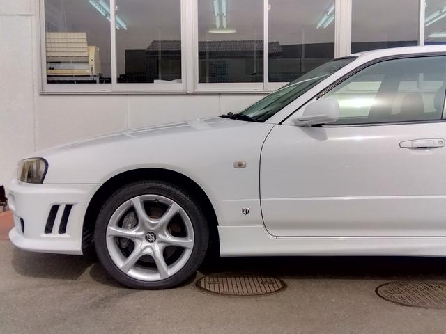 スカイライン 25GT-V★5速MT★後期型★HIDライト★フジツボマフラ 後期モデル★純正フルエアロ★HIDライト★純正17インチアルミ★フジツボマフラー★HICAS★キーレスキー★ネオストレート6★RB25エンジン★Bluetoothオーディオ★車検R8年9月★修復歴無★(20枚目)