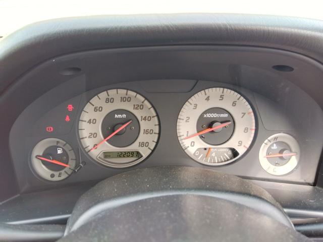 スカイライン 25GT-V★5速MT★後期型★HIDライト★フジツボマフラ 後期モデル★純正フルエアロ★HIDライト★純正17インチアルミ★フジツボマフラー★HICAS★キーレスキー★ネオストレート6★RB25エンジン★Bluetoothオーディオ★車検R8年9月★修復歴無★(53枚目)