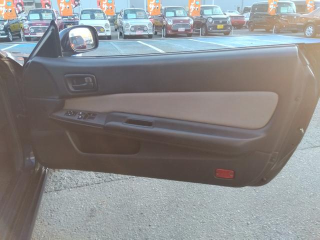 スカイライン ２５ＧＴターボ★タイベル交換済み★ノーマル車★ＥＴＣ★　純正３連メーター（電圧・油温・ブースト）ネオストレート６ターボ　ＨＩＤライト　キーレス　純正１７インチアルミ　タイベル交換済み　ＥＴＣ　ノーマル車両　ステアシフト　シフトマチック　ＨＩＣＡＳ（40枚目）