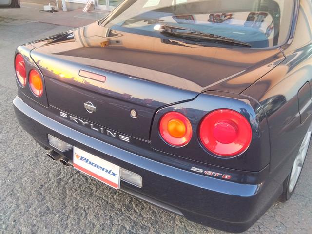 スカイライン ２５ＧＴターボ★タイベル交換済み★ノーマル車★ＥＴＣ★　純正３連メーター（電圧・油温・ブースト）ネオストレート６ターボ　ＨＩＤライト　キーレス　純正１７インチアルミ　タイベル交換済み　ＥＴＣ　ノーマル車両　ステアシフト　シフトマチック　ＨＩＣＡＳ（43枚目）
