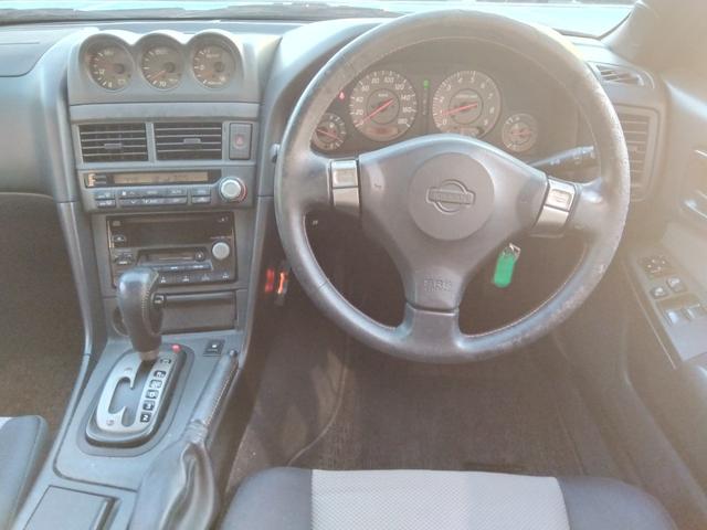 スカイライン ２５ＧＴターボ★タイベル交換済み★ノーマル車★ＥＴＣ★　純正３連メーター（電圧・油温・ブースト）ネオストレート６ターボ　ＨＩＤライト　キーレス　純正１７インチアルミ　タイベル交換済み　ＥＴＣ　ノーマル車両　ステアシフト　シフトマチック　ＨＩＣＡＳ（57枚目）