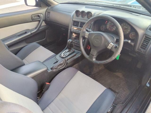 スカイライン ２５ＧＴターボ★タイベル交換済み★ノーマル車★ＥＴＣ★　純正３連メーター（電圧・油温・ブースト）ネオストレート６ターボ　ＨＩＤライト　キーレス　純正１７インチアルミ　タイベル交換済み　ＥＴＣ　ノーマル車両　ステアシフト　シフトマチック　ＨＩＣＡＳ（59枚目）