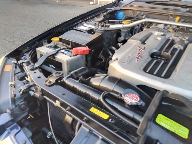 スカイライン ２５ＧＴターボ★タイベル交換済み★ノーマル車★ＥＴＣ★　純正３連メーター（電圧・油温・ブースト）ネオストレート６ターボ　ＨＩＤライト　キーレス　純正１７インチアルミ　タイベル交換済み　ＥＴＣ　ノーマル車両　ステアシフト　シフトマチック　ＨＩＣＡＳ（60枚目）