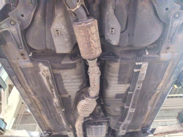 スカイライン ２５ＧＴターボ★タイベル交換済み★ノーマル車★ＥＴＣ★　純正３連メーター（電圧・油温・ブースト）ネオストレート６ターボ　ＨＩＤライト　キーレス　純正１７インチアルミ　タイベル交換済み　ＥＴＣ　ノーマル車両　ステアシフト　シフトマチック　ＨＩＣＡＳ（77枚目）