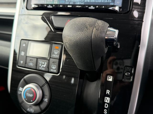 ★スマートアシストＩＩ★スマートキー★プッシュスタート★オートライト★アイドリングストップ★パワースライドドア★純正エアロスタイル★ハーフレザーシート★ミラクルオープンドア★クラリオンナビ★フルセグ★