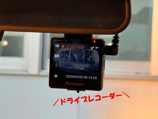 ラシーン フォルザ★４ＷＤ★ＥＴＣ★ドラレコ★社外ハンドル★　★丸目四灯ヘッドライト★オーバーフェンダー★背面タイヤ★ルーフレール★フォグ★タイミングチェーン★ホワイトメーター★ＥＴＣ★ドラレコ★オートアンテナ★社外ウッドハンドル★新品ホワイトレタータイヤ★（12枚目）