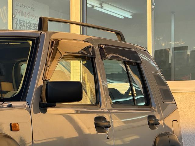 ラシーン フォルザ★４ＷＤ★ＥＴＣ★ドラレコ★社外ハンドル★　★丸目四灯ヘッドライト★オーバーフェンダー★背面タイヤ★ルーフレール★フォグ★タイミングチェーン★ホワイトメーター★ＥＴＣ★ドラレコ★オートアンテナ★社外ウッドハンドル★新品ホワイトレタータイヤ★（21枚目）