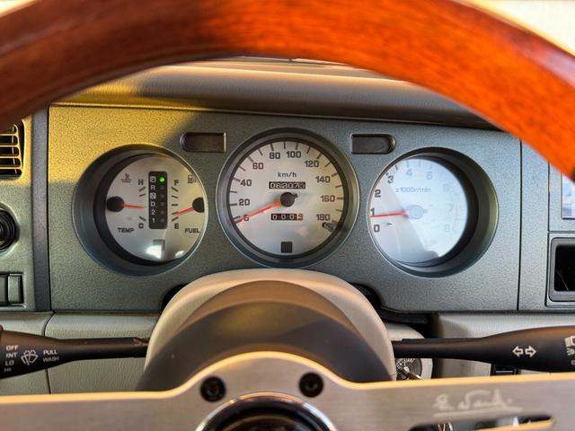 ラシーン フォルザ★４ＷＤ★ＥＴＣ★ドラレコ★社外ハンドル★　★丸目四灯ヘッドライト★オーバーフェンダー★背面タイヤ★ルーフレール★フォグ★タイミングチェーン★ホワイトメーター★ＥＴＣ★ドラレコ★オートアンテナ★社外ウッドハンドル★新品ホワイトレタータイヤ★（61枚目）