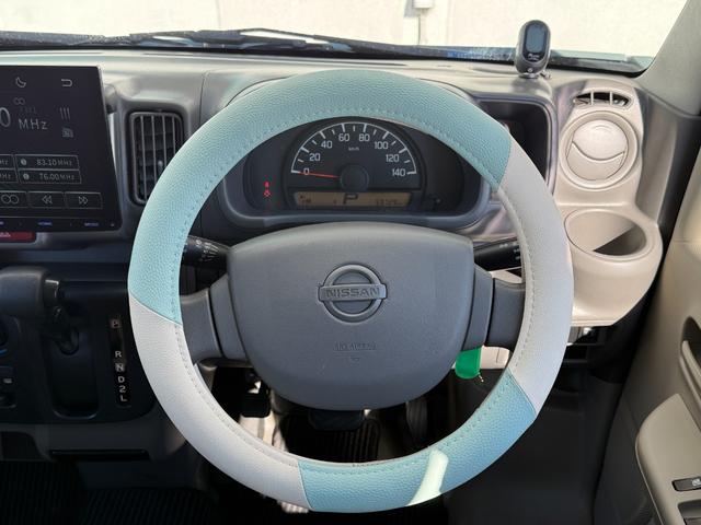 ＮＶ１００クリッパーバン ＤＸ　ＧＬパッケージ★フレンチバス仕様★１０型ディスプレイ★　フレンチバス仕様　キーレス　４速ＡＴモデル　丸目ライト　ＬＥＤヘッドライト　１０．１型ディスプレイオーディオ　ａｎｄｒｏｉｄオート　ａｐｐｌｅカープレイ　キーレス　パワーウィンドウ　Ｂｌｕｅｔｏｏｔｈ（47枚目）