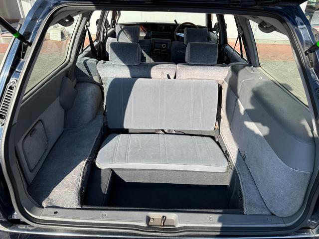 クラウンステーションワゴン ロイヤルサルーン★ベンコラ★サンルーフ★ナルディステア★　ホワイトリボンタイヤ　ルーフレール　ローダウン　サンルーフ　ベンチシート　コラムシフト　ナルディウッドステアリング　サンルーフ　８人乗り　ＣＤ　Ｂｌｕｅｔｏｏｔｈオーディオ　イエローフォグ　修復歴無（47枚目）