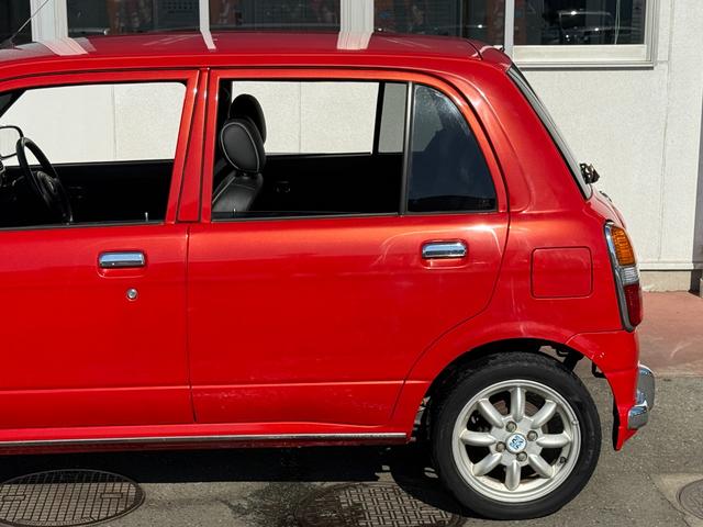 ミラジーノ ミニライトスペシャルターボ★５速マニュアル★禁煙車★後期★　★ターボモデル★５速マニュアル★禁煙車★後期モデル★メッキ架装★ミニライト純正アルミ★キーレスキー★ブラックウッドパネル★プロテインレザーシート★タイミングベルト１０８，０５５キロにて交換済み★（25枚目）