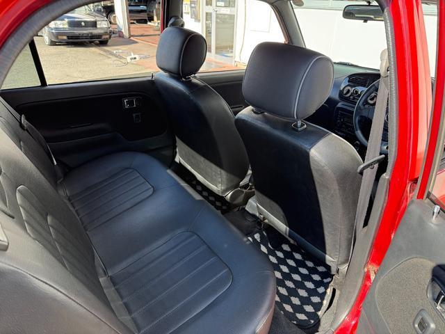 ミラジーノ ミニライトスペシャルターボ★５速マニュアル★禁煙車★後期★　★ターボモデル★５速マニュアル★禁煙車★後期モデル★メッキ架装★ミニライト純正アルミ★キーレスキー★ブラックウッドパネル★プロテインレザーシート★タイミングベルト１０８，０５５キロにて交換済み★（35枚目）