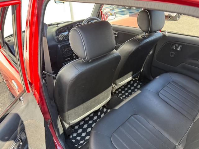 ミラジーノ ミニライトスペシャルターボ★５速マニュアル★禁煙車★後期★　★ターボモデル★５速マニュアル★禁煙車★後期モデル★メッキ架装★ミニライト純正アルミ★キーレスキー★ブラックウッドパネル★プロテインレザーシート★タイミングベルト１０８，０５５キロにて交換済み★（67枚目）