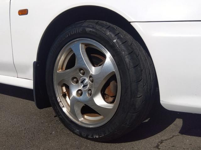 プレリュード SiR★5速MT★サンルーフ★ハーフレザーシート★VTEC★ ★キーレス★純正アルミホイール★レッドインテリア★H22Aエンジン★革巻きステアリング★タイミングベルト交換済★サンルーフ★ハーフレザーシート★車検2年取得総額★CDコンポ★(26枚目)