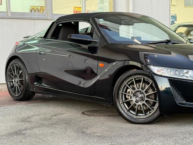 ターボ★センターディスプレイ★バックカメラ★アクティブリヤスポイラー★ＨＫＳ車高調★柿本改マフラー★スマートキー★ＬＥＤオートライト　ＥＴＣ★パドルシフト★ロールトップ★無限グリル★Ｂｌｕｅｔｏｏｔｈ