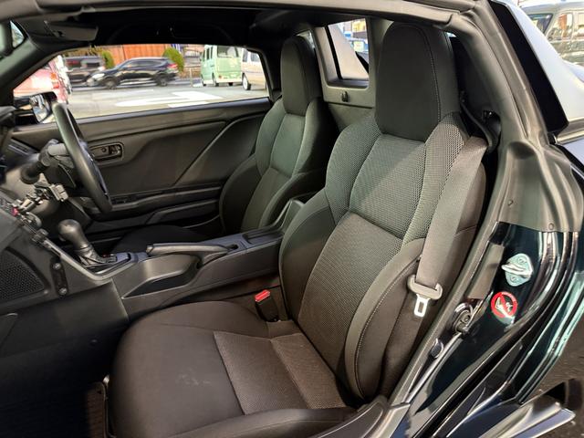 ターボ★センターディスプレイ★バックカメラ★アクティブリヤスポイラー★ＨＫＳ車高調★柿本改マフラー★スマートキー★ＬＥＤオートライト　ＥＴＣ★パドルシフト★ロールトップ★無限グリル★Ｂｌｕｅｔｏｏｔｈ