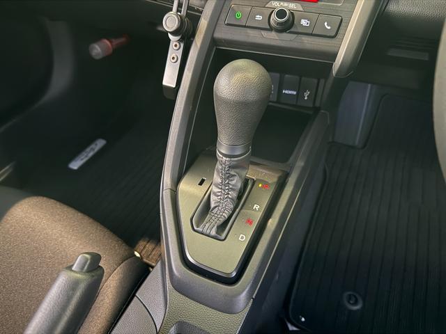 ターボ★センターディスプレイ★バックカメラ★アクティブリヤスポイラー★ＨＫＳ車高調★柿本改マフラー★スマートキー★ＬＥＤオートライト　ＥＴＣ★パドルシフト★ロールトップ★無限グリル★Ｂｌｕｅｔｏｏｔｈ