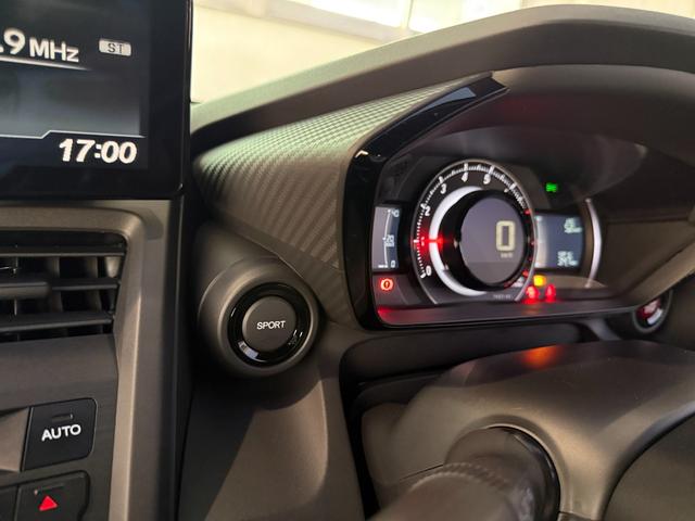 ターボ★センターディスプレイ★バックカメラ★アクティブリヤスポイラー★ＨＫＳ車高調★柿本改マフラー★スマートキー★ＬＥＤオートライト　ＥＴＣ★パドルシフト★ロールトップ★無限グリル★Ｂｌｕｅｔｏｏｔｈ